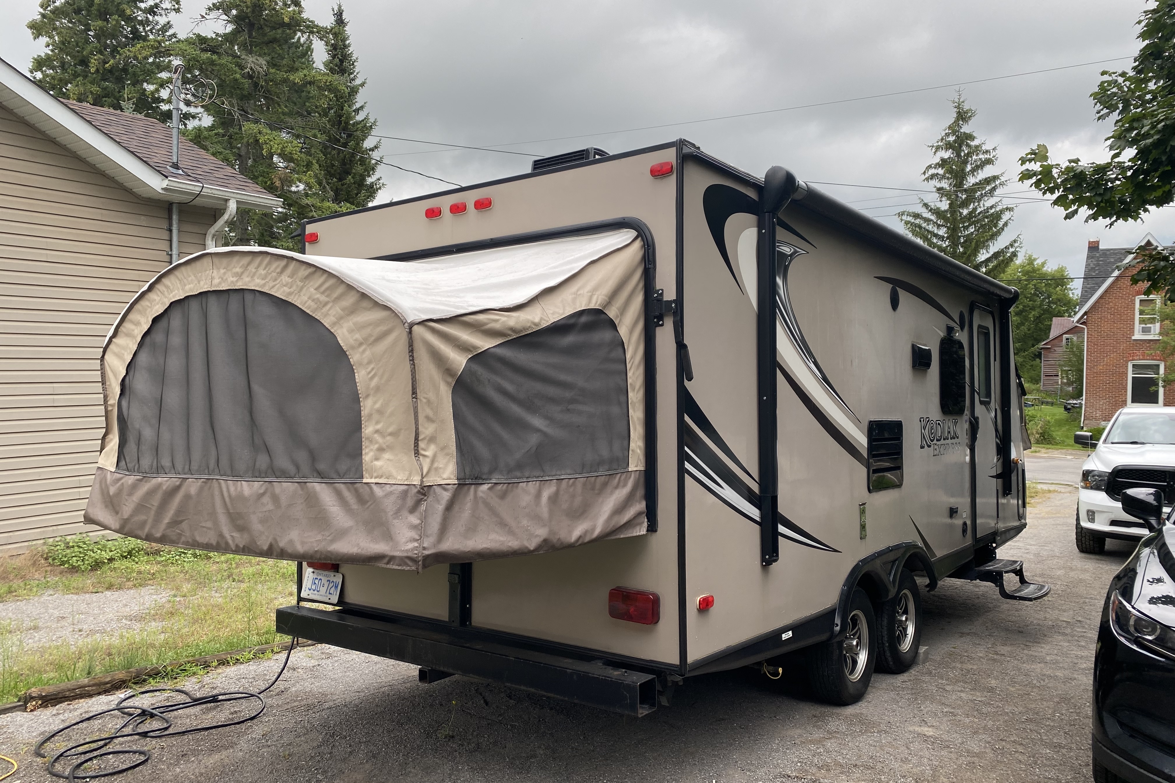 Adrian's Dutchmen 216ES Hybrid