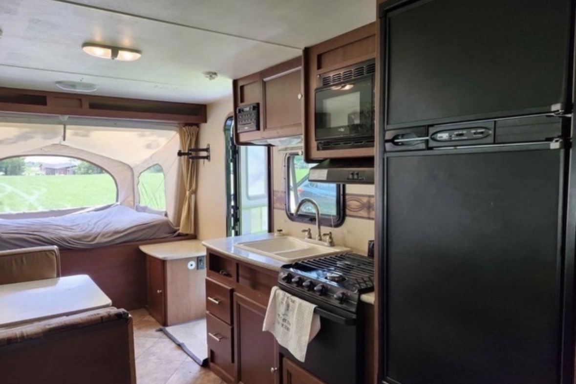 Adrian's Dutchmen 216ES Hybrid