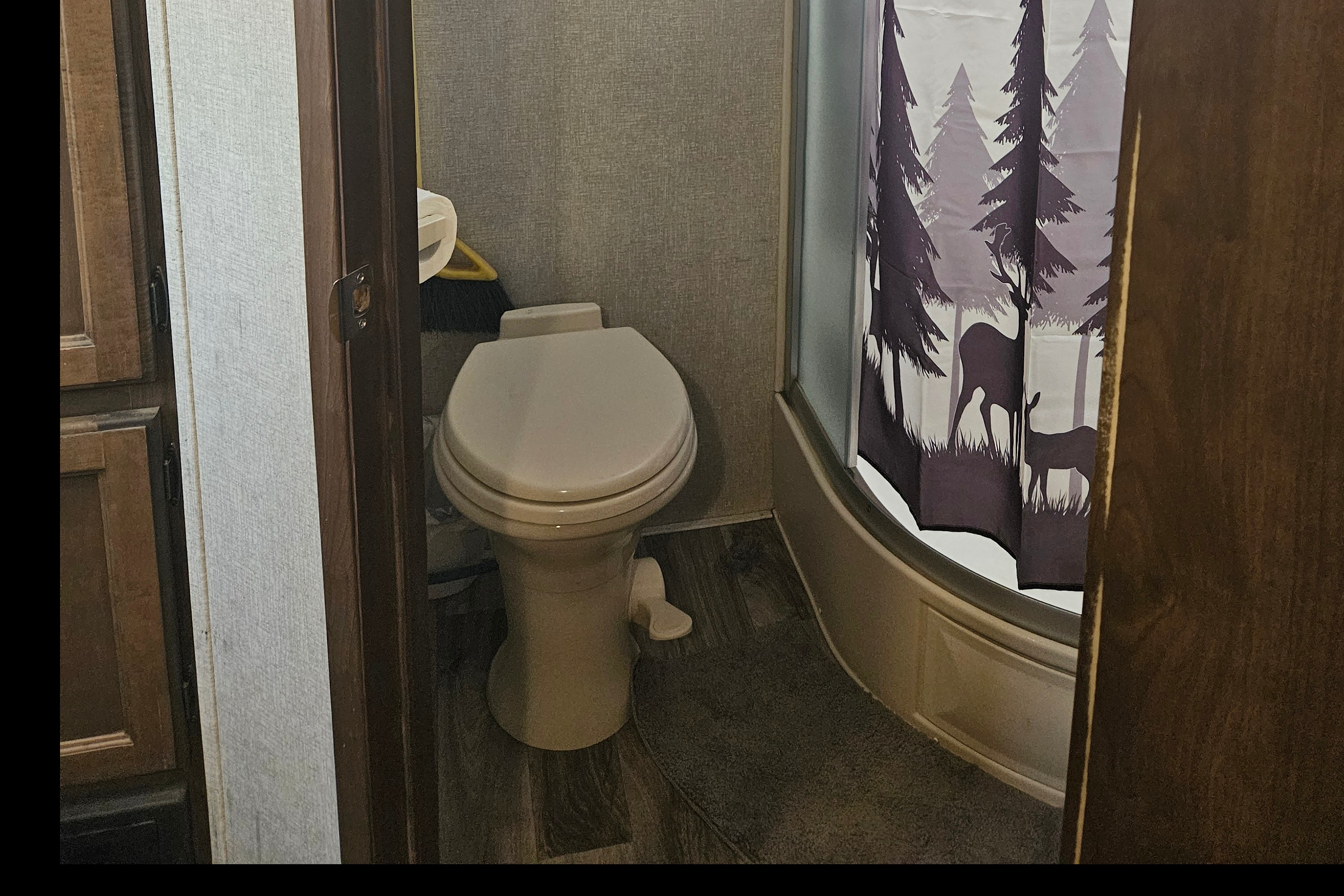 24 ft Keystone Cougar Travel Trailer