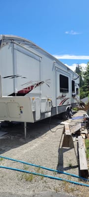 Daniel's Fusion 5th wheel big rig toy hauler Fifth Wheel