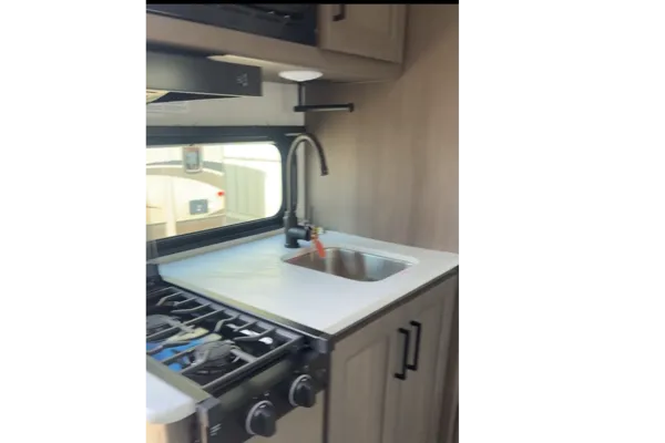 Transcend Basecamp | Family Bunkhouse | Easy Tow | Sleeps 5 l Edgewater