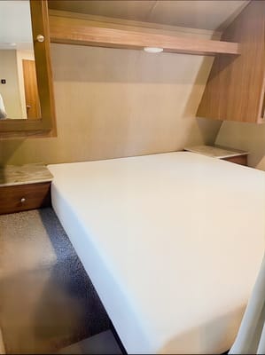 Dustin's Coleman Lantern Travel Trailer