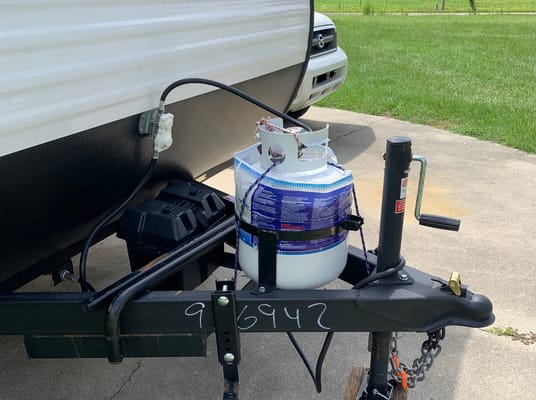 The Scoot Around Colman 17 B Travel Trailer