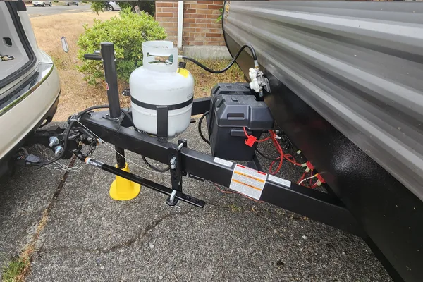 Memory Maker (Coleman Lantern LT 17B Travel Trailer