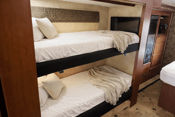 (#8) Class A RV Motorhome- Sleep 8, EDC, Burning man, Festivals, Camping.