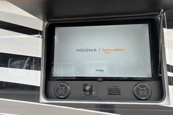2023 Entegra Vision XL Class A+Pets