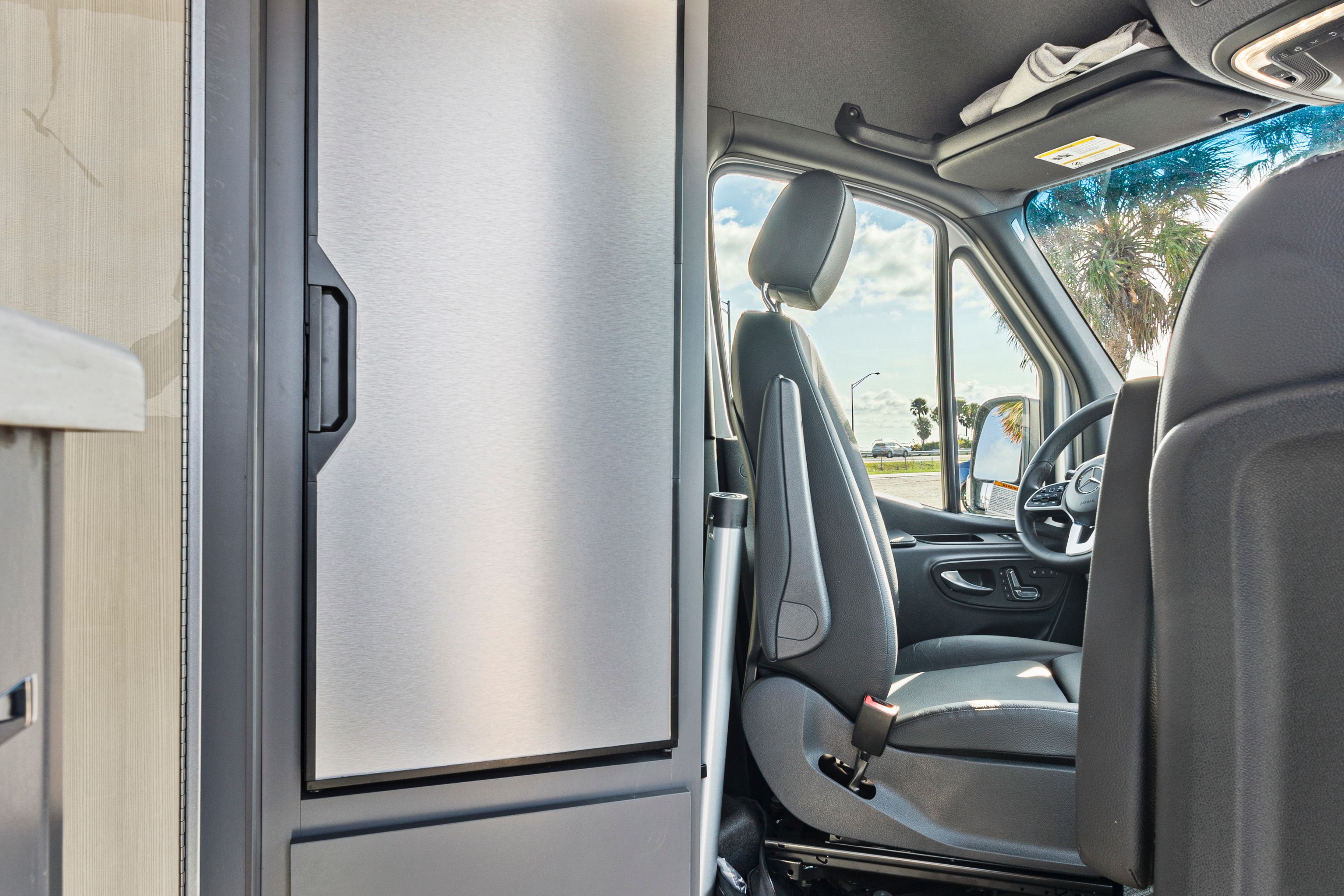 Explore in Style: Our New 2023 Thor Sanctuary Model 19P - Luxury RV Rental
