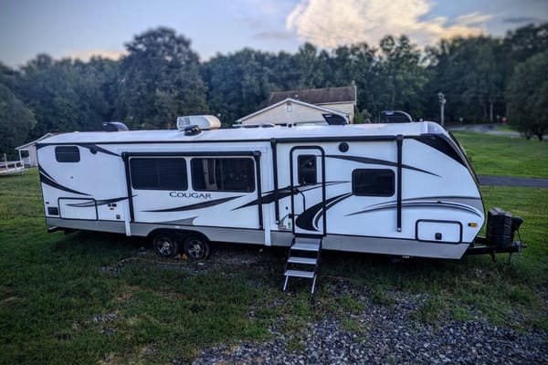 2022 Keystone Cougar Half-Ton 34TSB Travel Trailer
