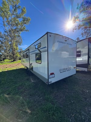 Forest River Alpha wolf 280QBS-L Travel Trailer