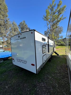 Forest River Alpha wolf 280QBS-L Travel Trailer