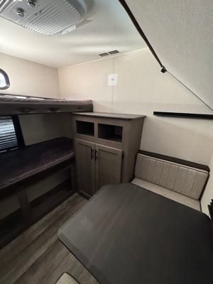 Forest River Alpha wolf 280QBS-L Travel Trailer