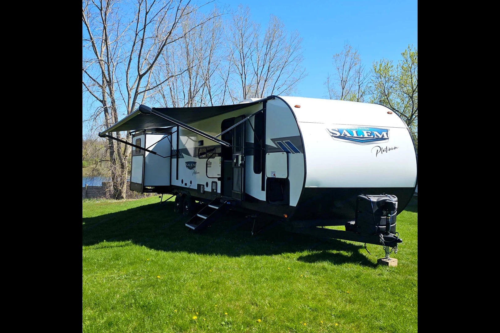 Fireside RV's 2023 Forest River Salem Platinum 31KQBTS Bunkhouse - LMI2008