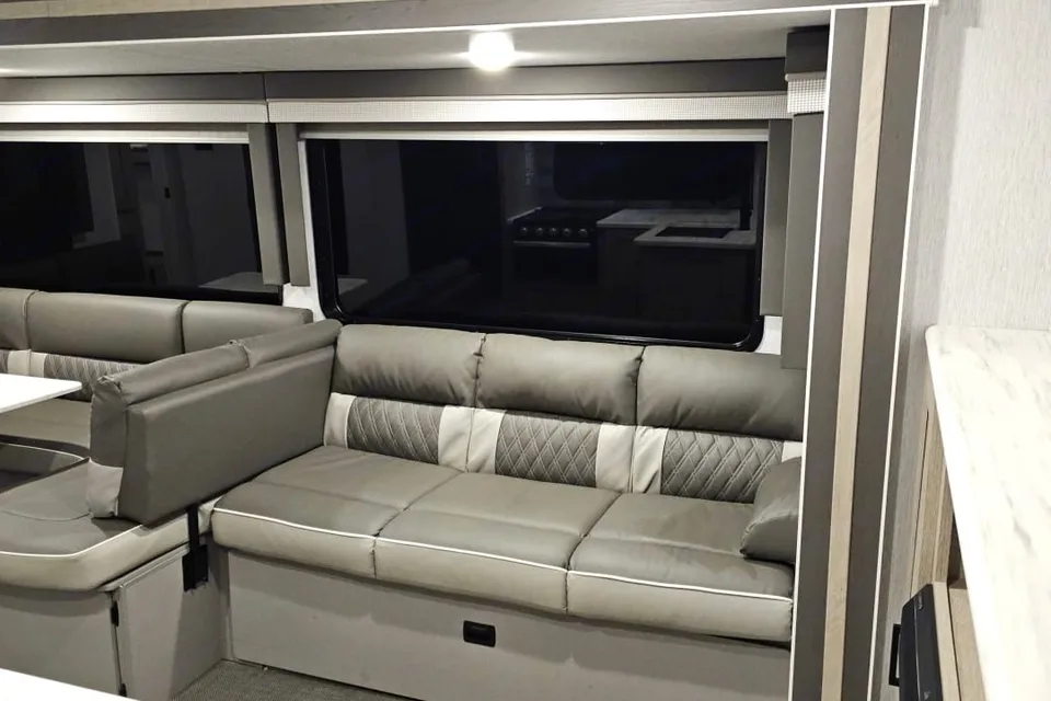 Fireside RV's 2023 Forest River Salem Platinum 31KQBTS Bunkhouse - LMI2008