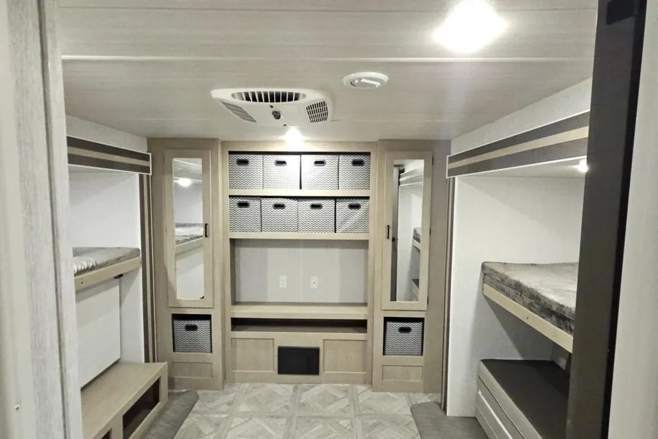 Fireside RV's 2023 Forest River Salem Platinum 31KQBTS Bunkhouse - LMI2008