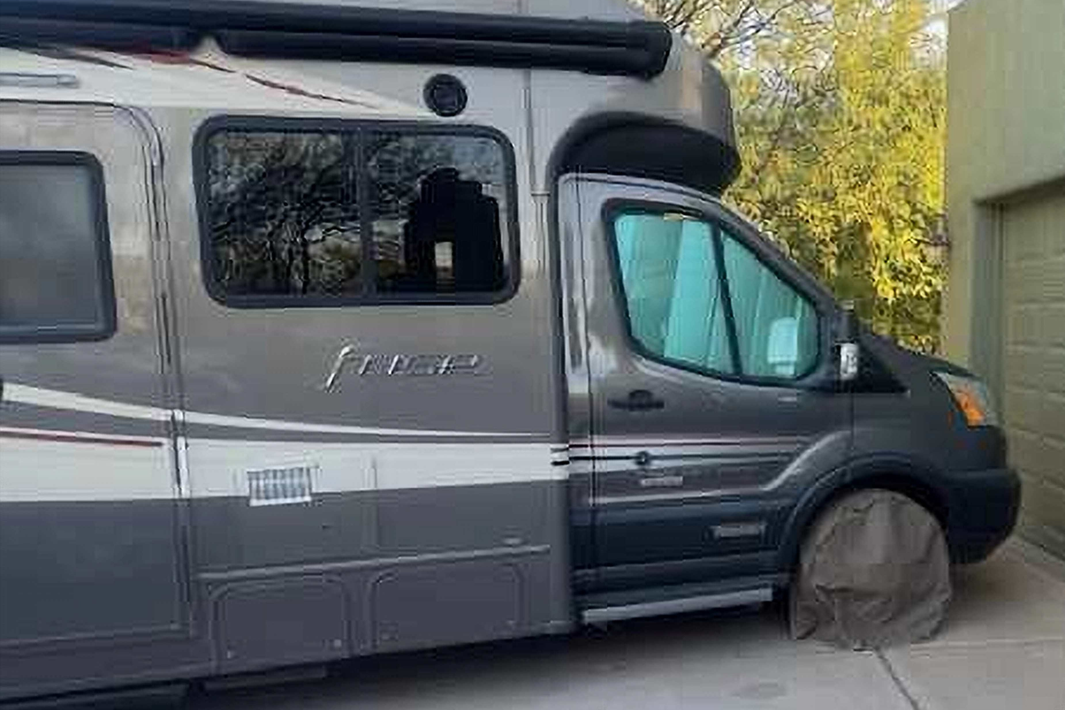 esther's Winnebago Fuse Class C