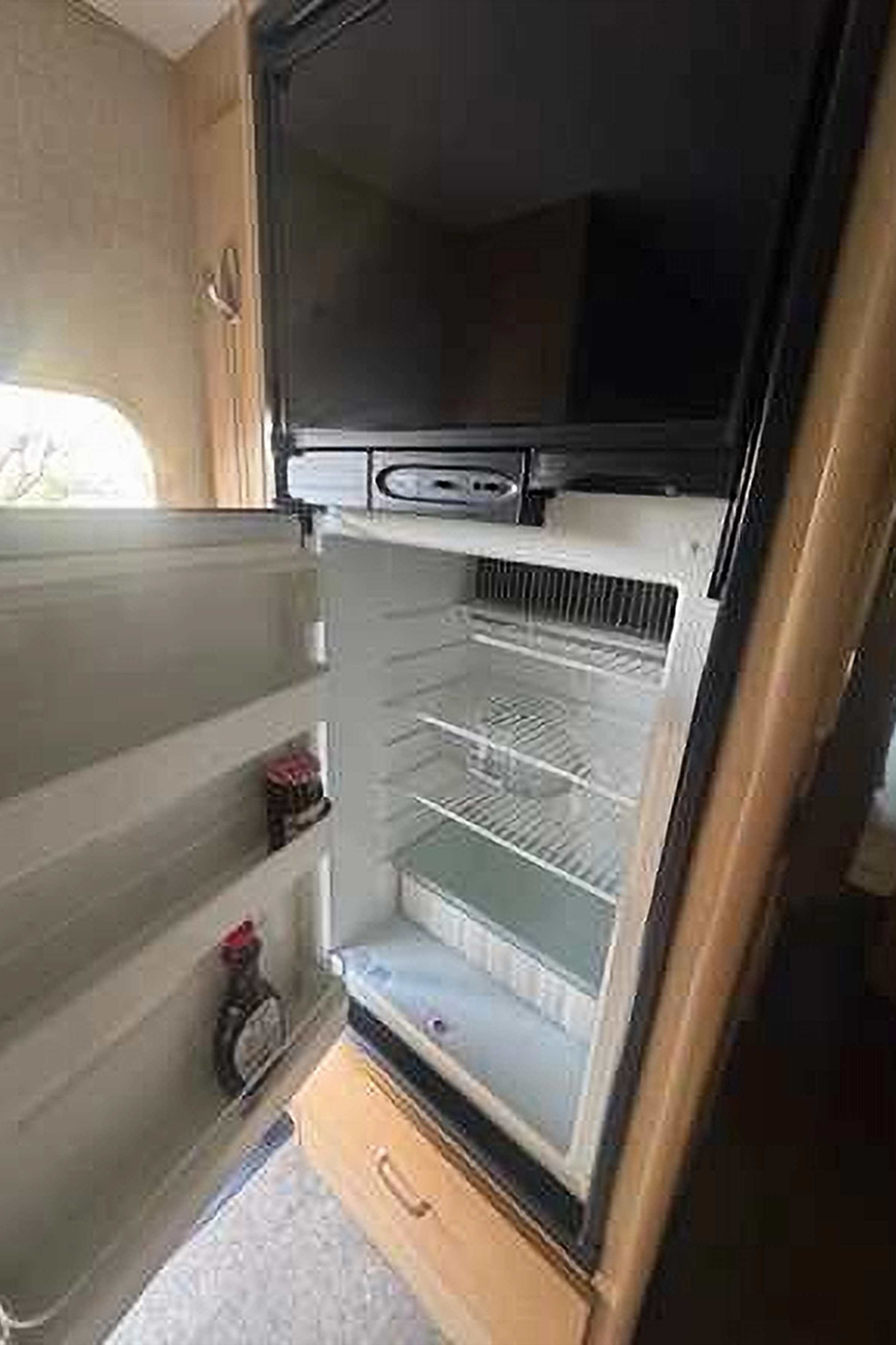 esther's Winnebago Fuse Class C