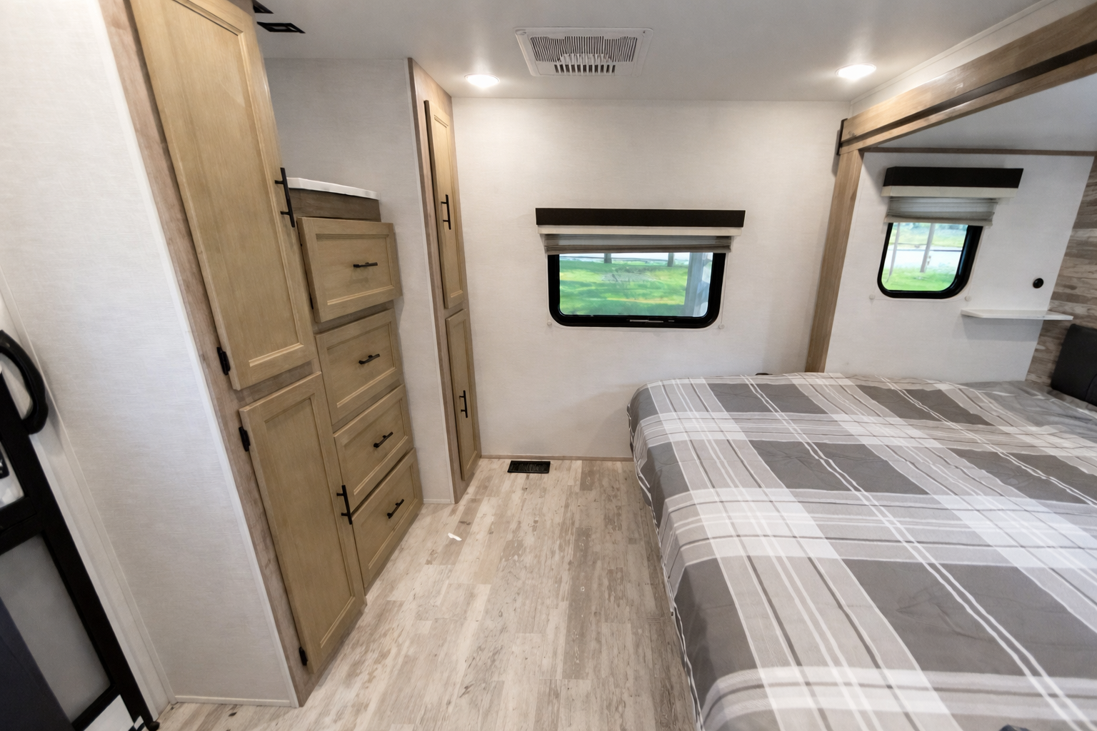 Honey Dukes Gulf Stream Travel Trailer