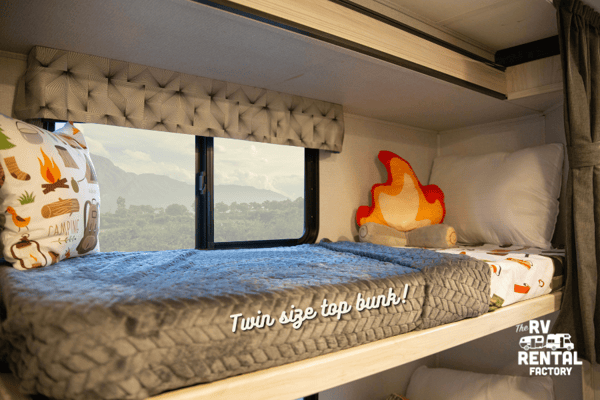 C01 - 10 Person w/ Bunk - The RV Rental Factory