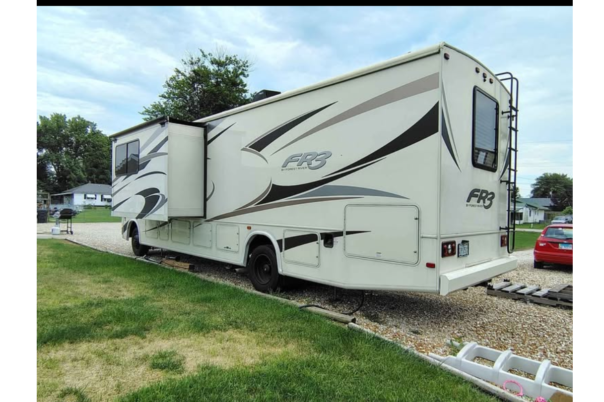 Rodney's Forest River FR3 Class A