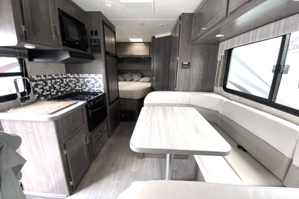 Winnebago Minnie Winnie Classe C