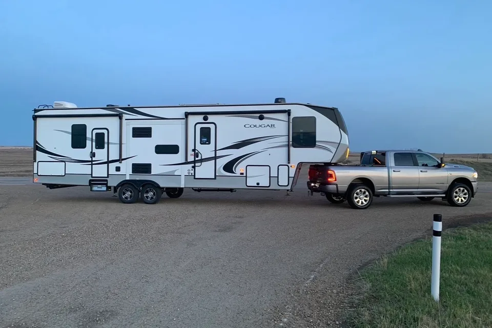Terry's Keystone 364BHL cougar Fifth Wheel