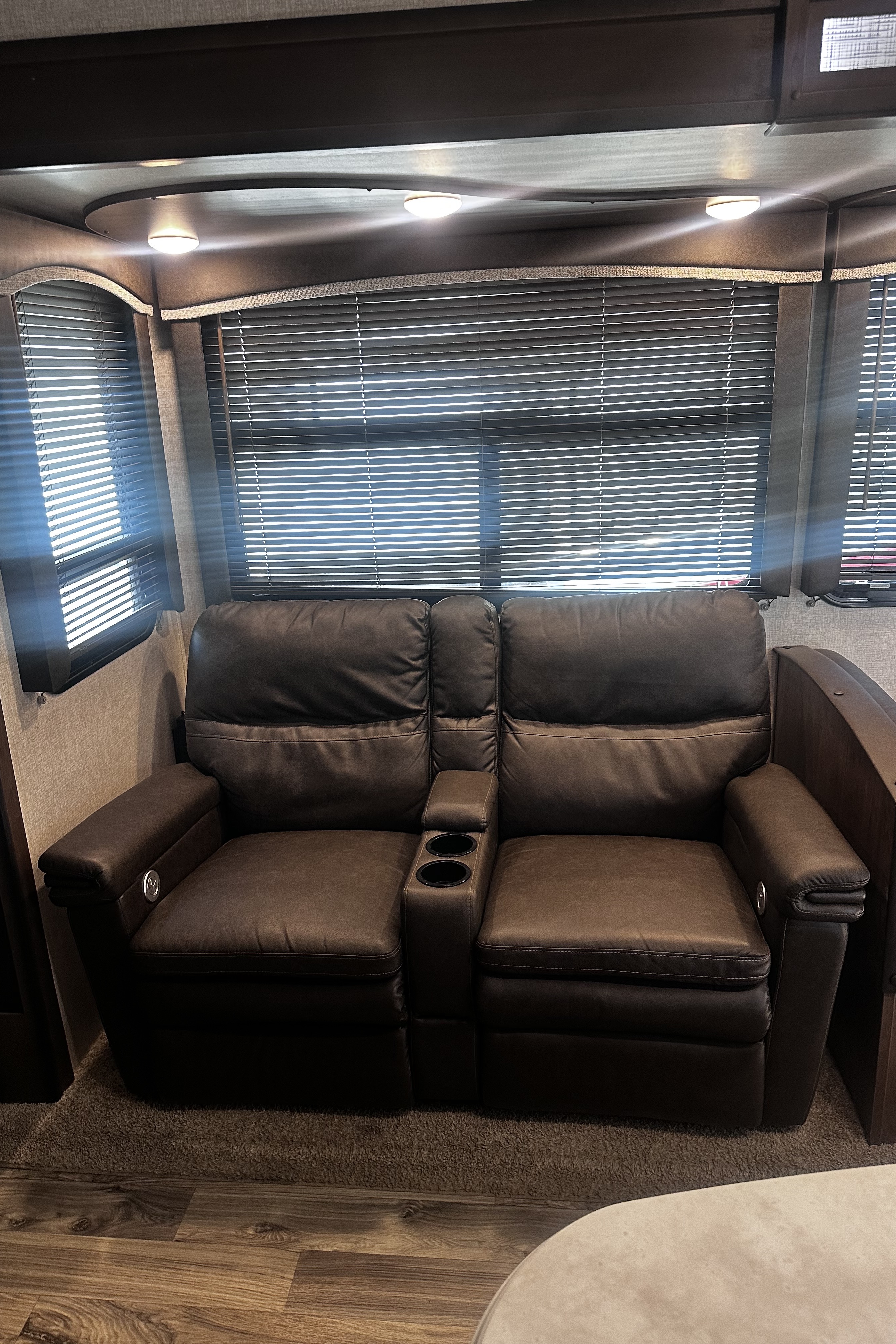 Terry's Keystone 364BHL cougar Fifth Wheel