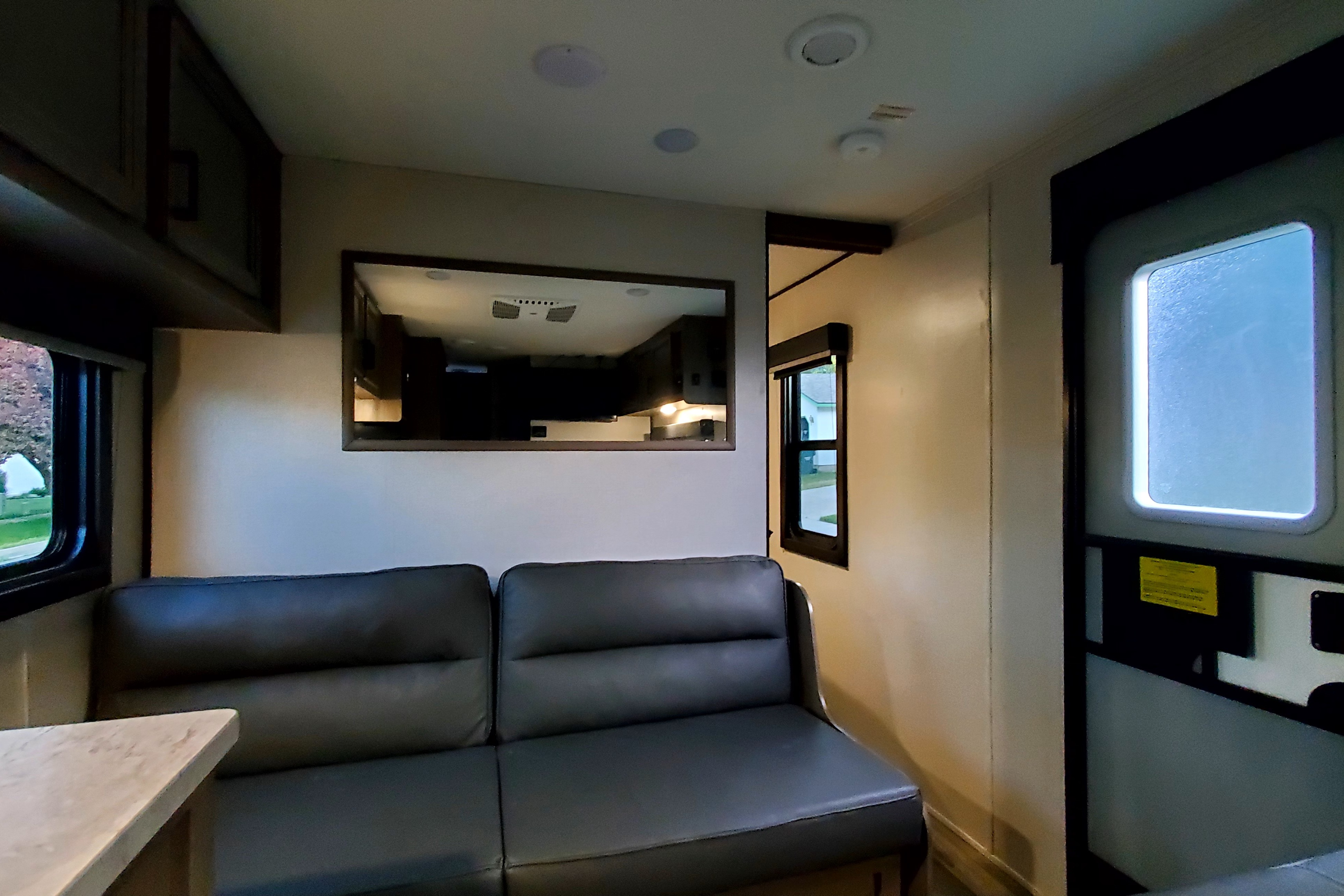 Dustin's Starcraft 26bh Travel Trailer