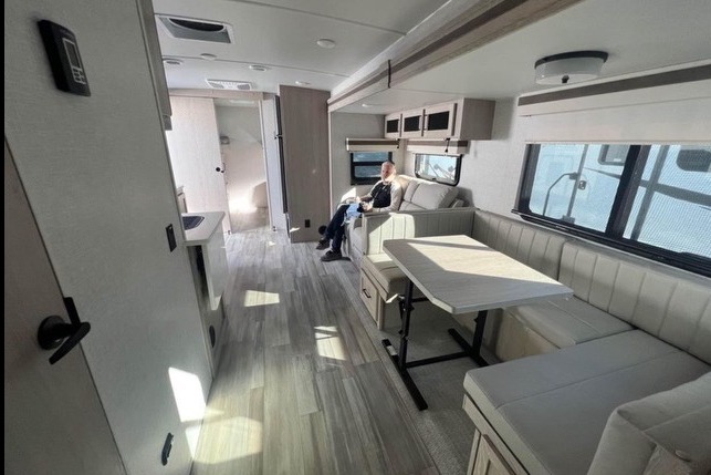 Tommy's Forest River Rockwood ultra light 2911BS Travel Trailer
