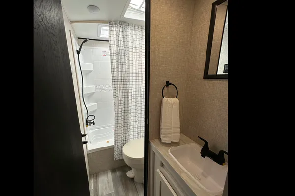 Tiffany's Jayco Jayflight SLX Travel Trailer
