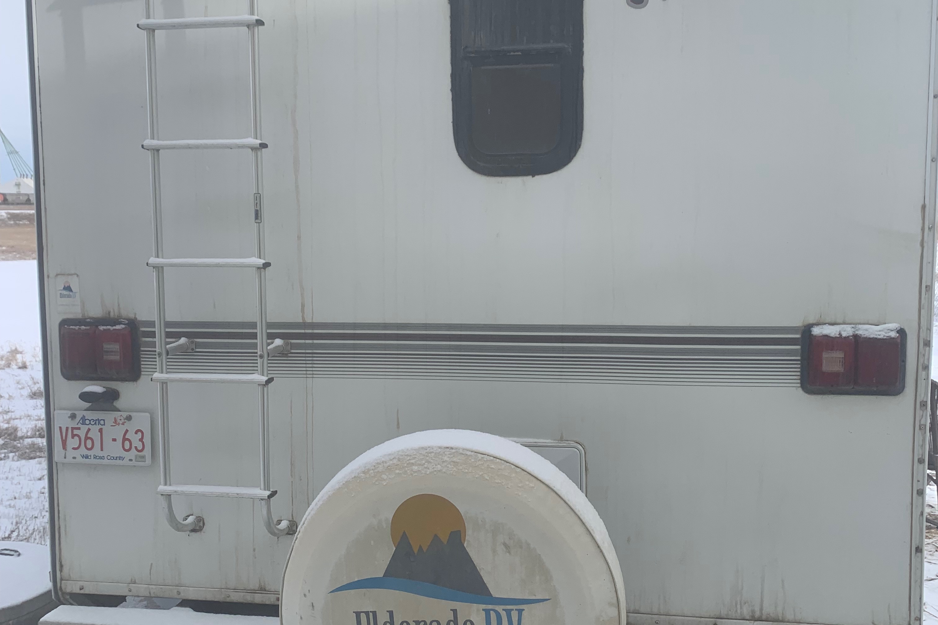 Mike's Northwood Manufacturing bunk Model Fifth Wheel
