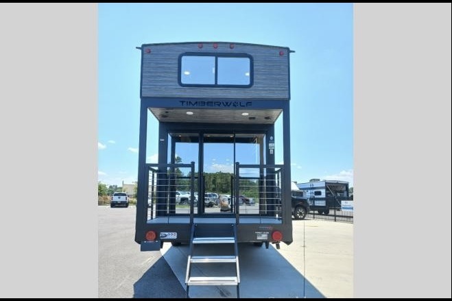 Ozarro's Timberwolf Mini Loft 16ML