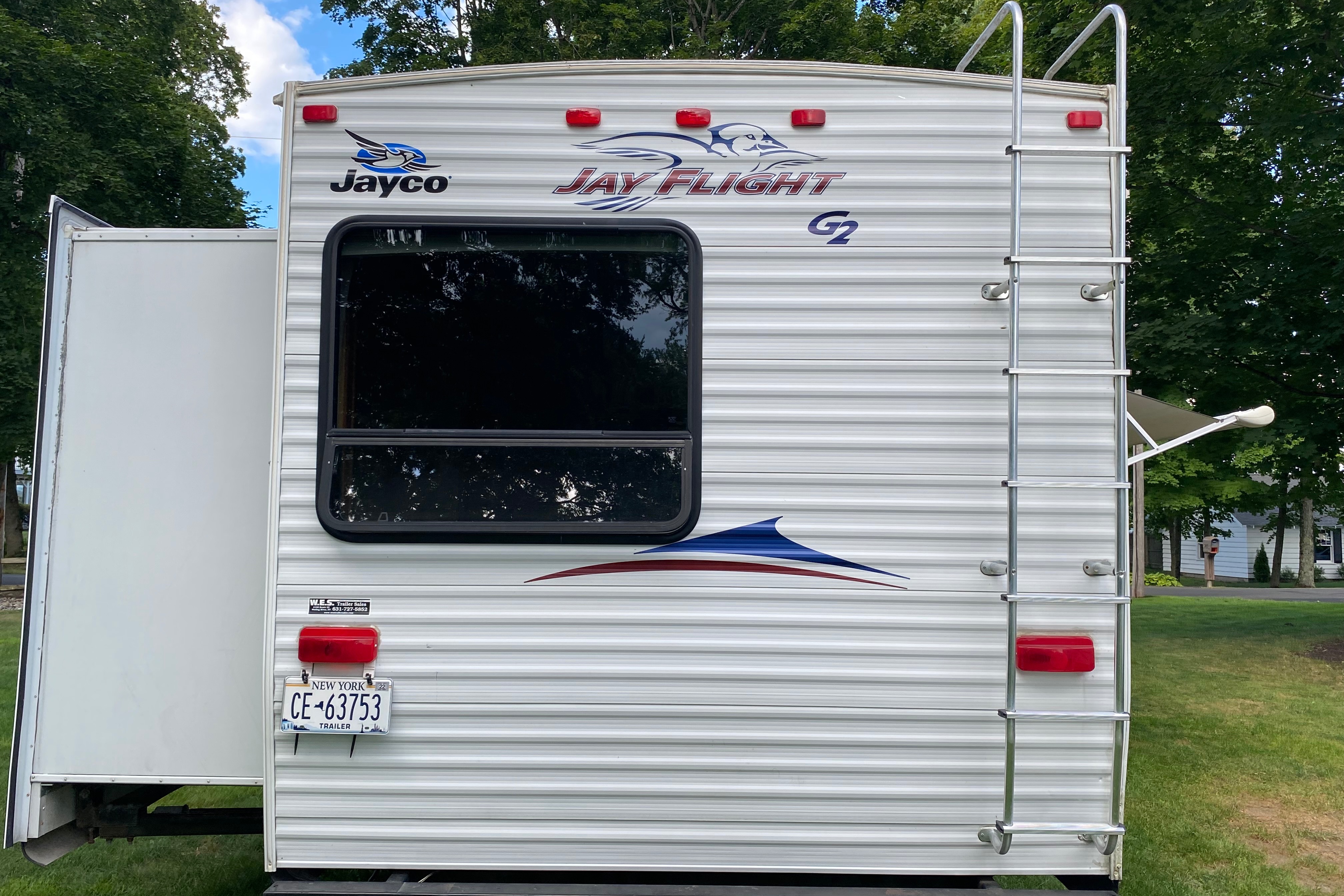 SUPER NICE - 32' Camper #2 (Jayco - Jay Flight) - Central NY State Area