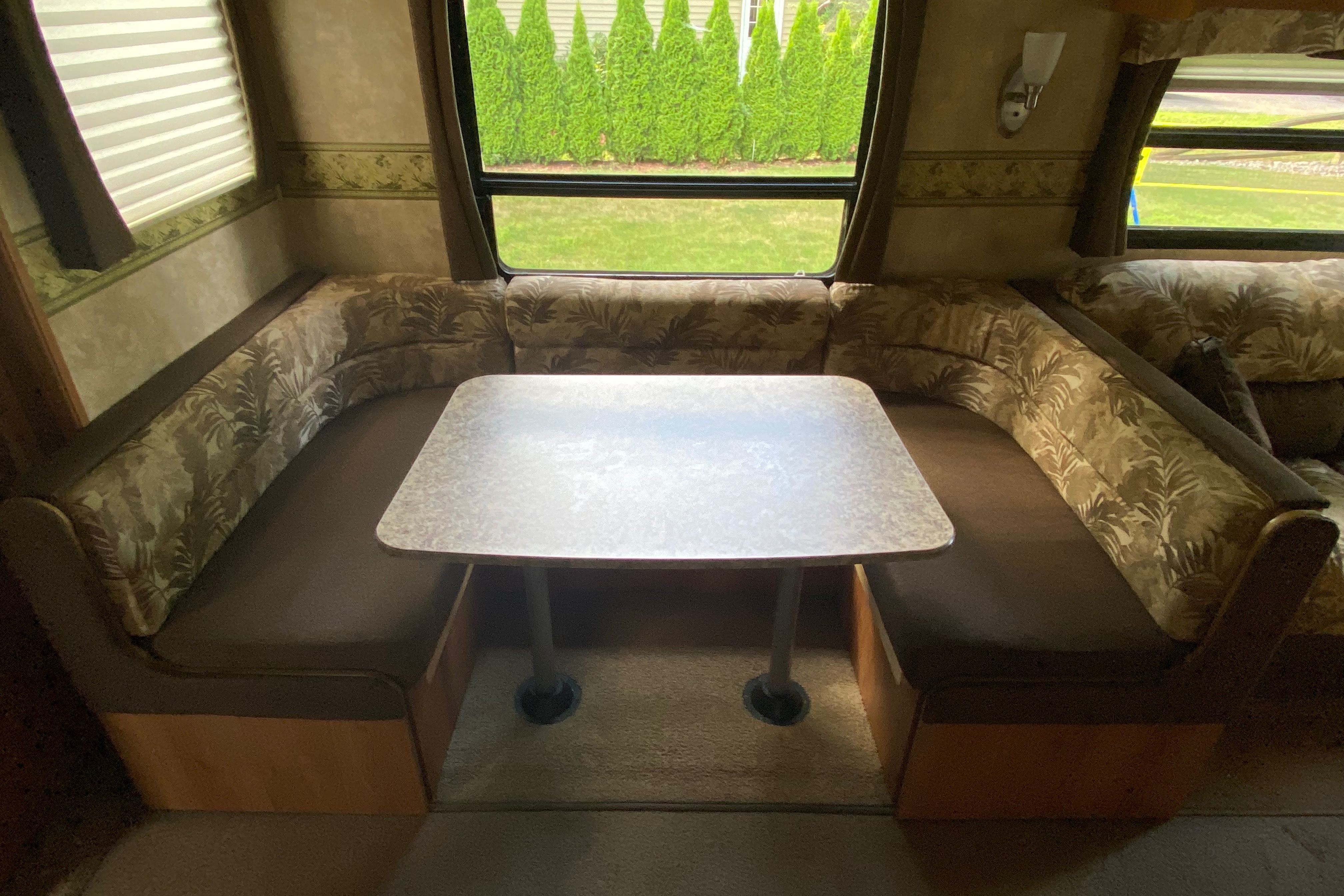 SUPER NICE - 32' Camper #2 (Jayco - Jay Flight) - Central NY State Area