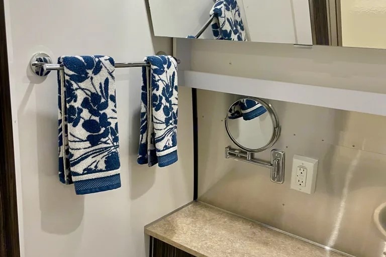 Airstream International Serenity 27FB