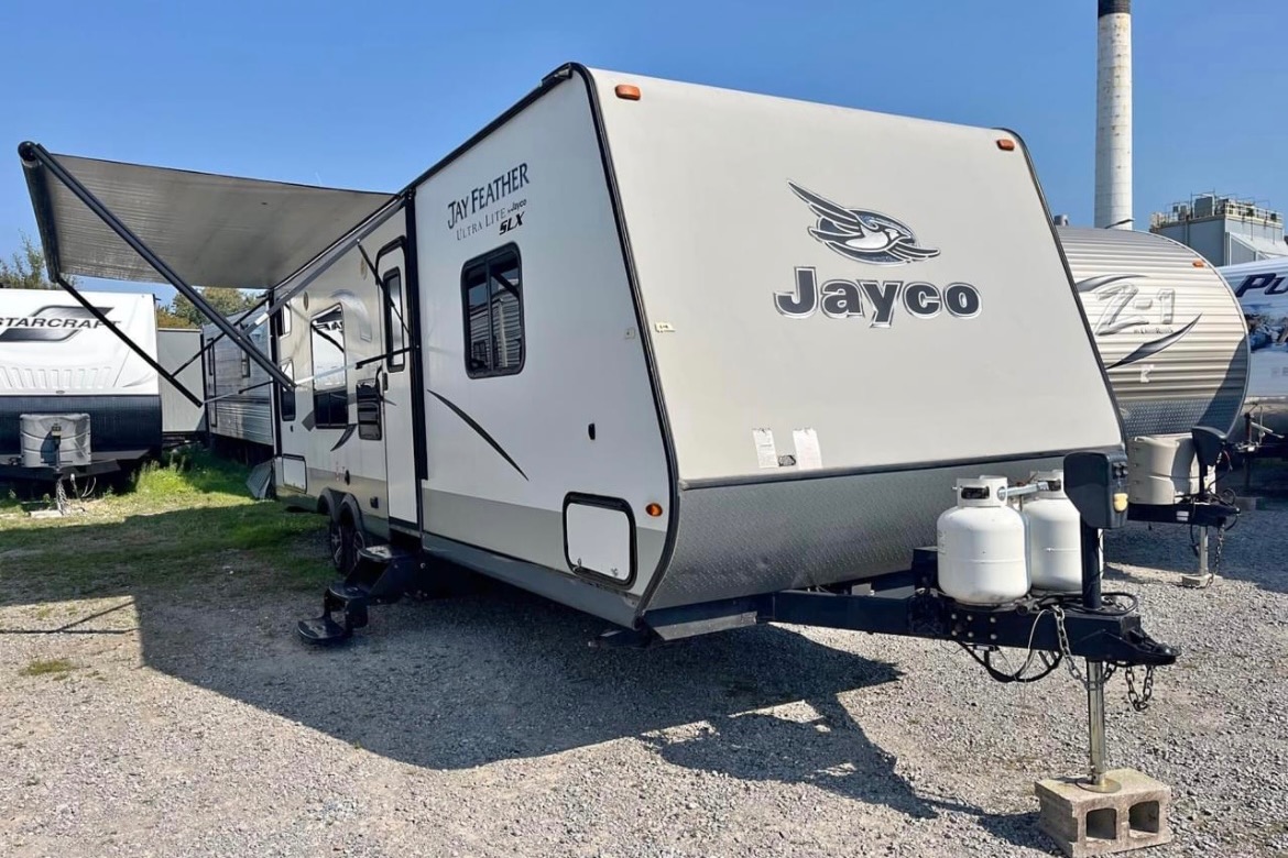 Jayco Feather Lite Travel Trailer