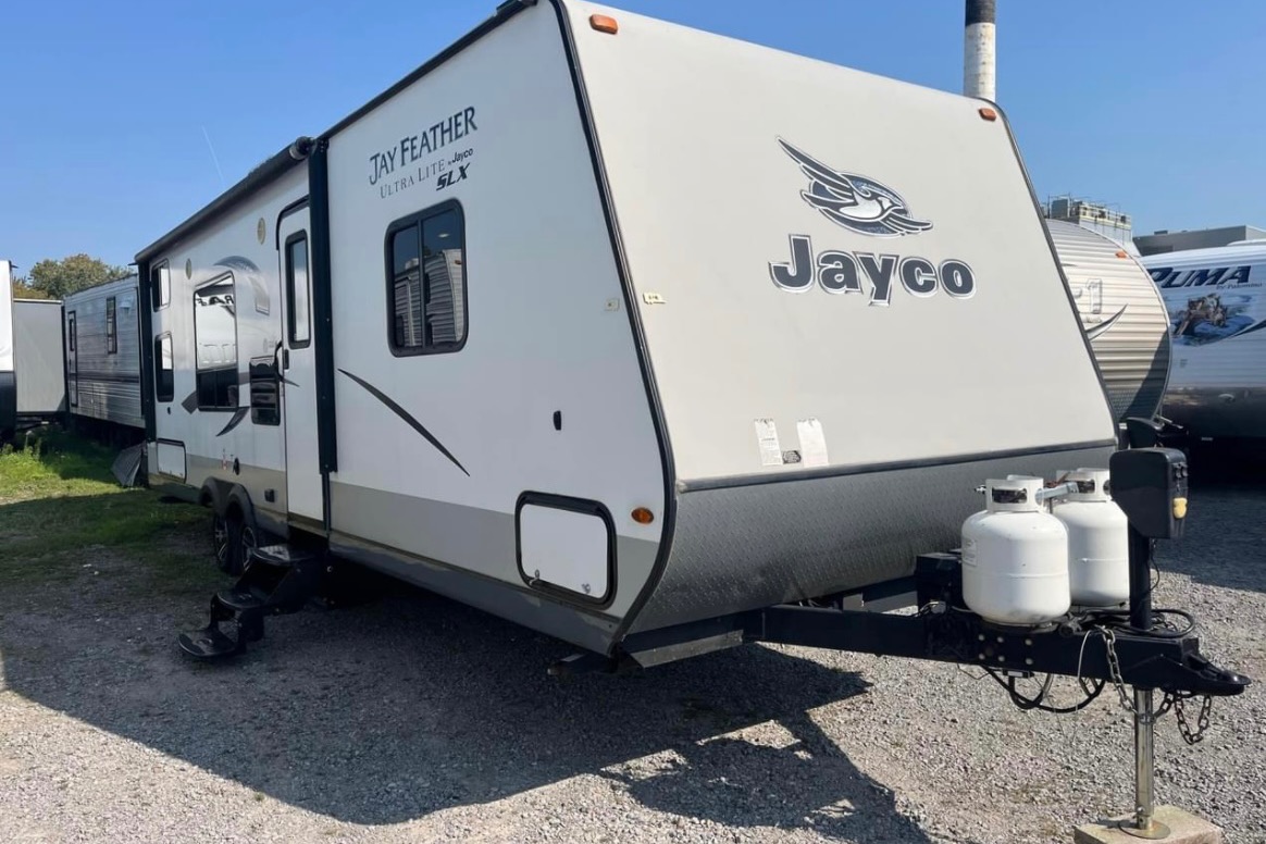 Jayco Feather Lite Travel Trailer