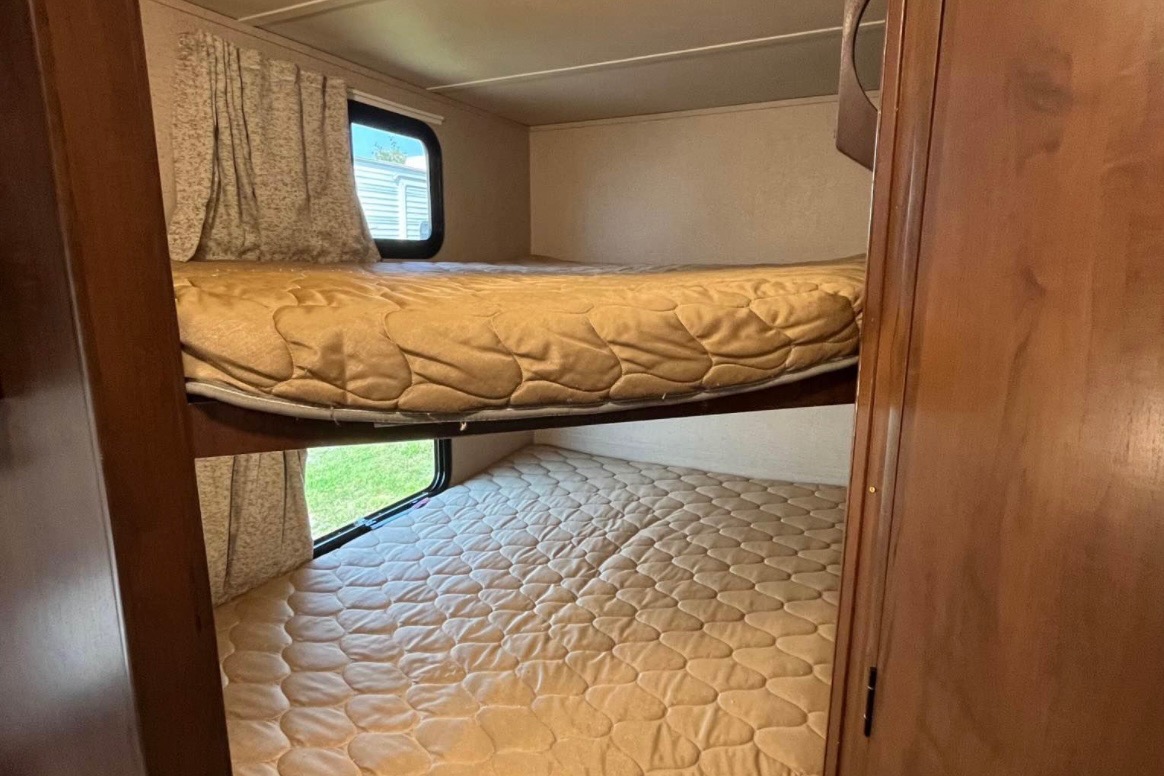 Jayco Feather Lite Travel Trailer