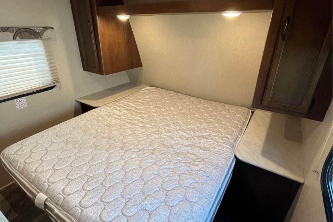 Jayco Feather Lite Travel Trailer
