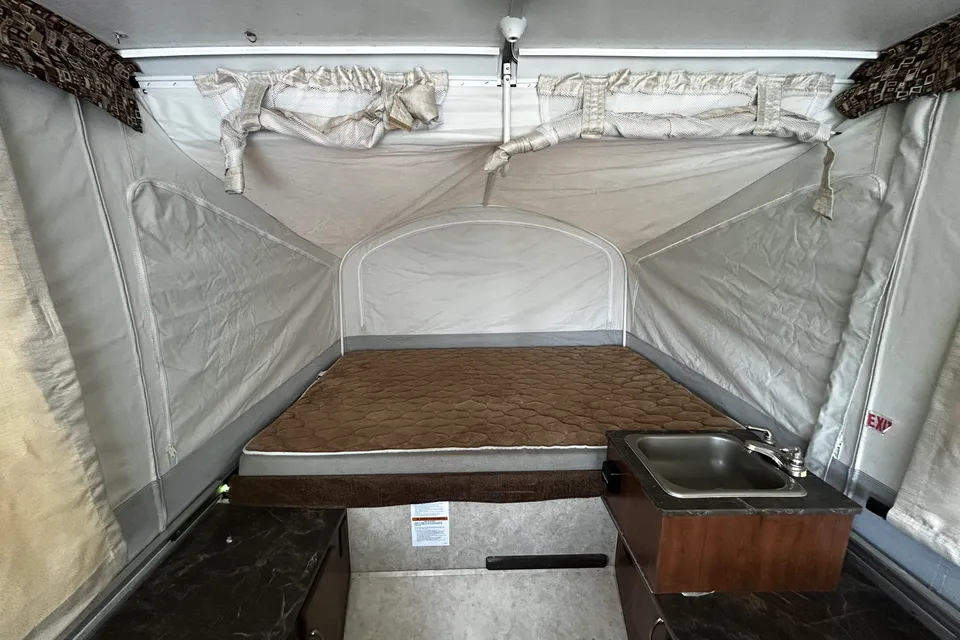 Great modern light weight travel trailer