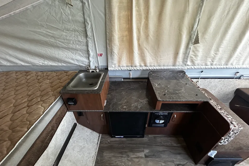Great modern light weight travel trailer