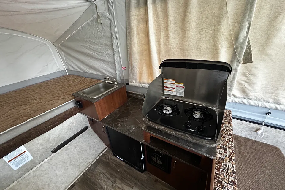 Great modern light weight travel trailer
