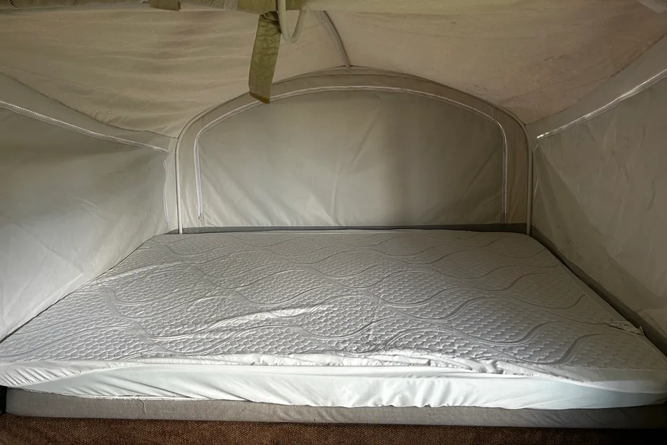 Great modern light weight travel trailer