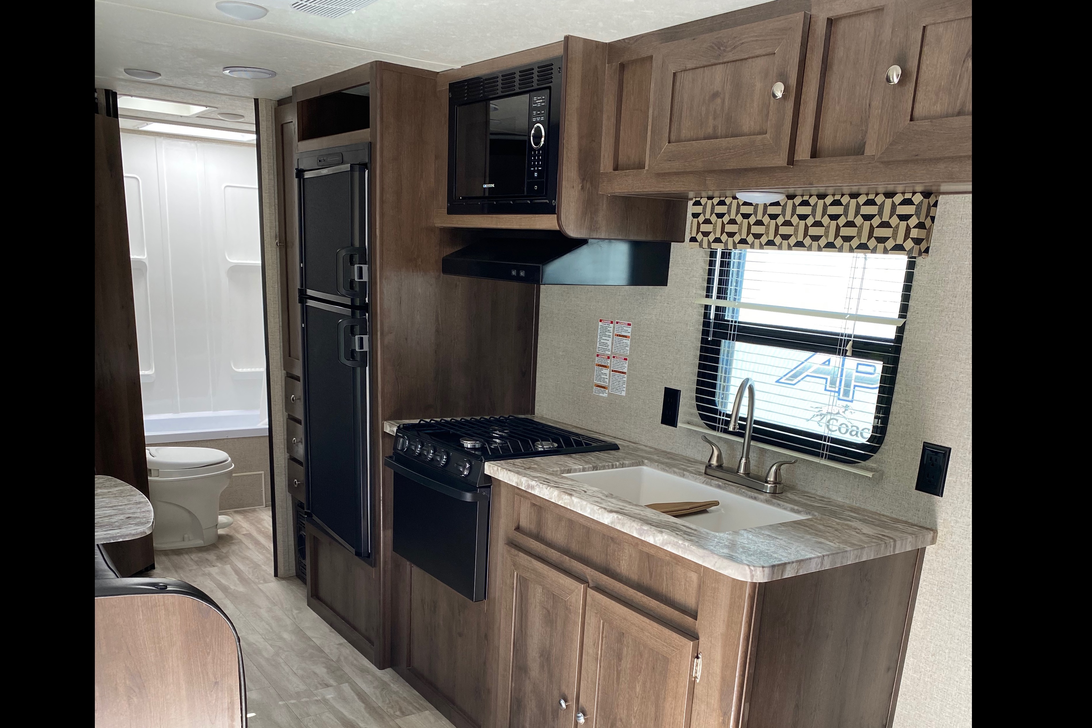  Shasta Oasis 2019 Travel Trailer