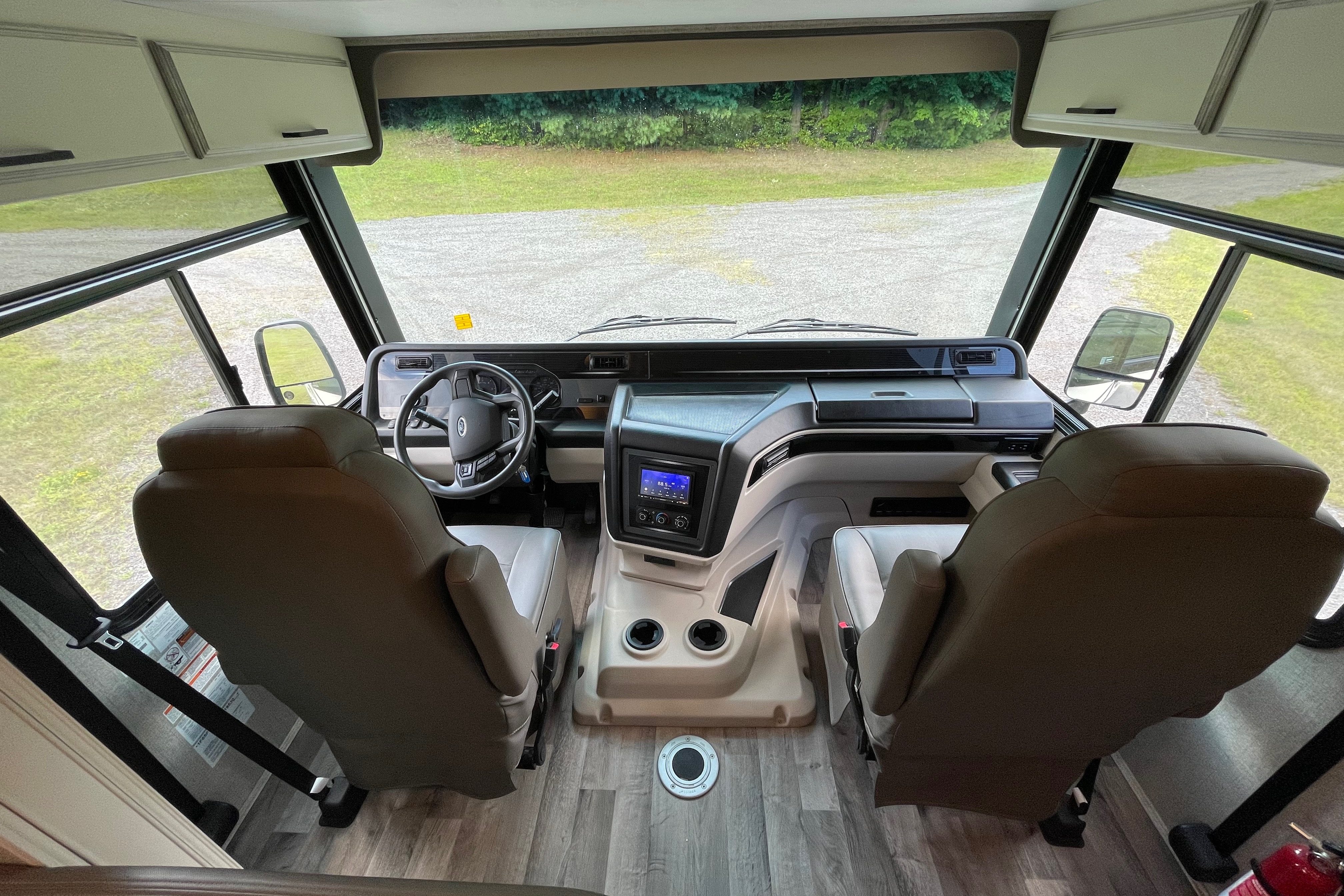 2021 Jayco Alante Class A *Drive with a G license!