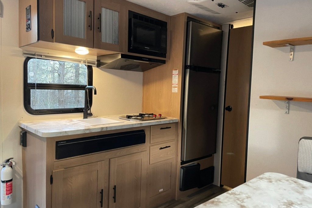2022 Prime Time Avenger Travel Trailer