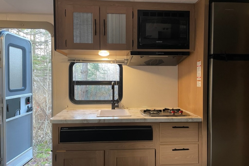 2022 Prime Time Avenger Travel Trailer
