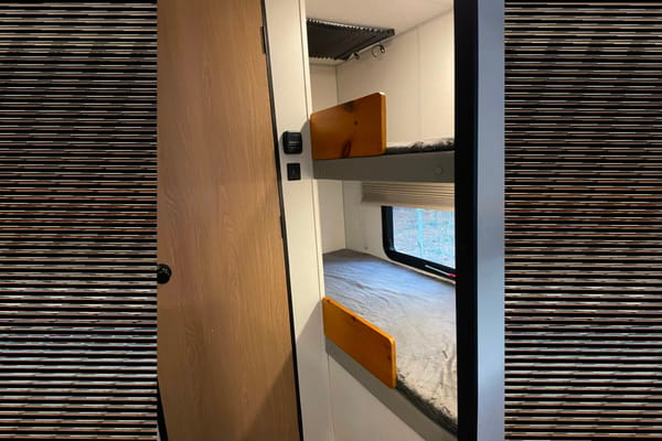2022 Prime Time Avenger Travel Trailer