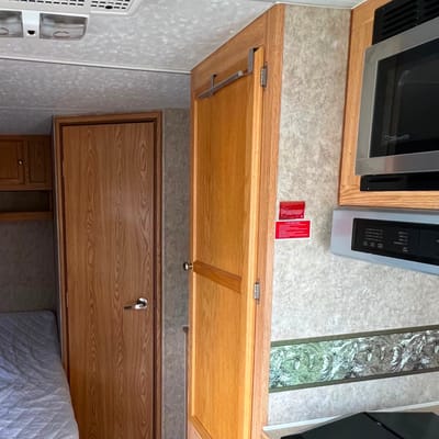 Travelaire Rustler RT185 Travel Trailer
