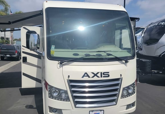 "GLAM LIKE NEW"2021 Ford Thor Axis Class A. NO Special DL needed, Your DL is fine.