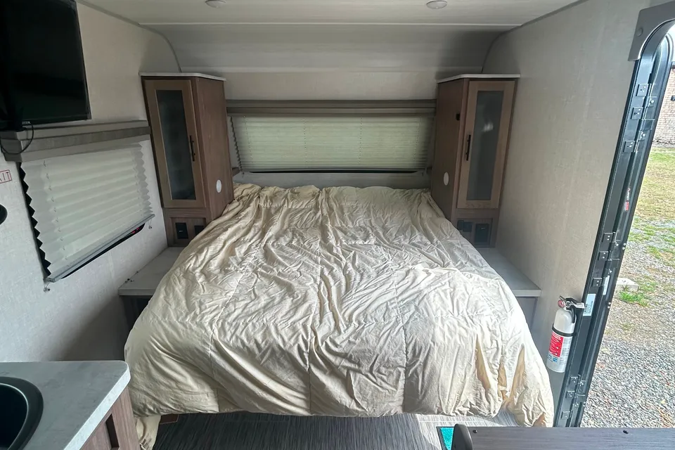 Alex's Forest River NO-BO 19.3 Travel Trailer